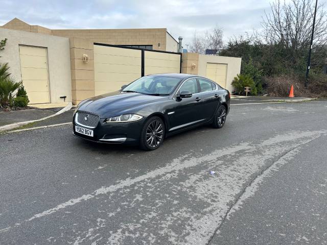 Jaguar XF 3.0d V6 Portfolio 4dr Auto [Start Stop] Saloon Diesel Grey